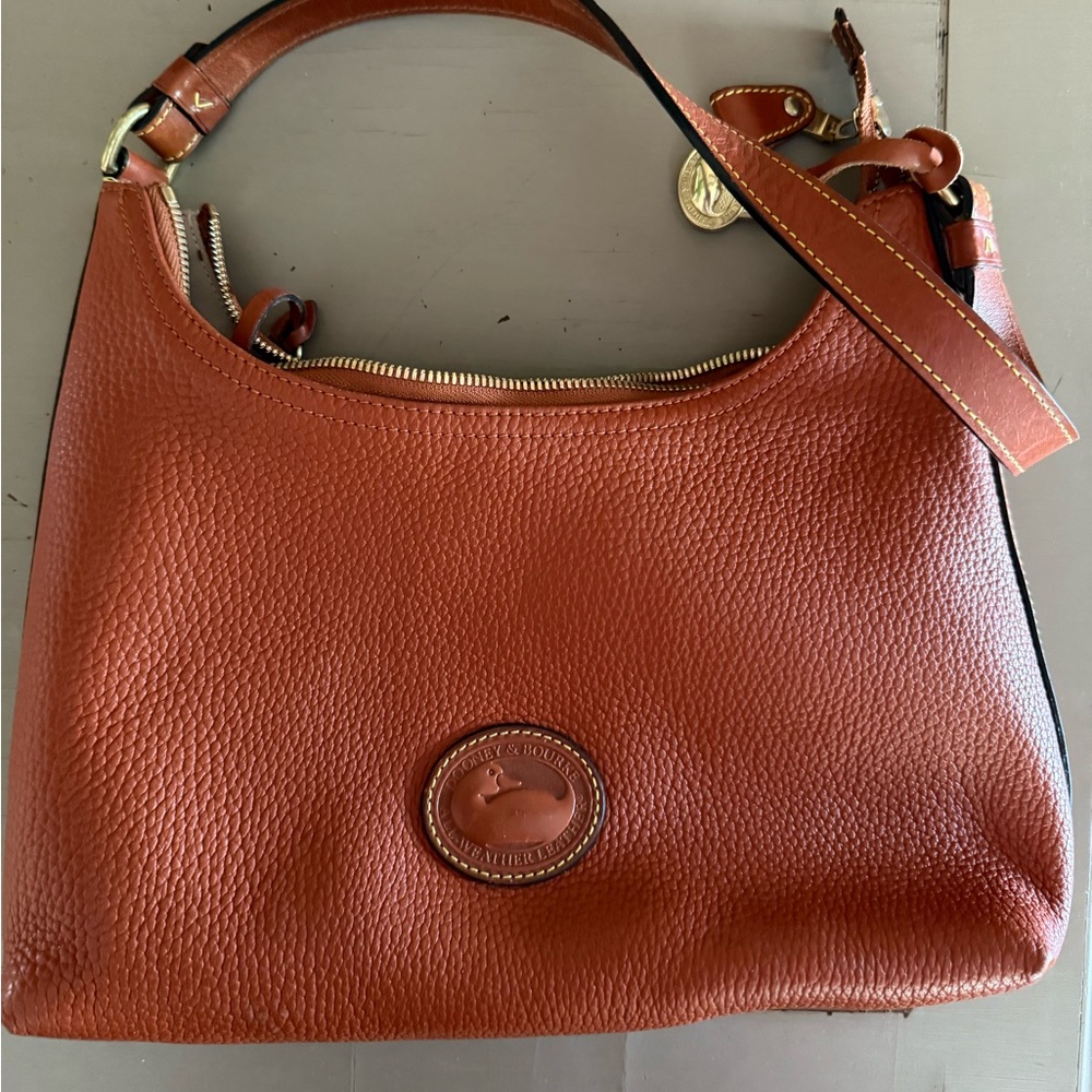 Vintage 80’s-90’s Dooney & Bourke Tan Pebbled Leather Shoulder Bag